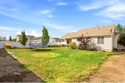 1562 N 2030 W, Clinton, UT 84015 - Photo 27
