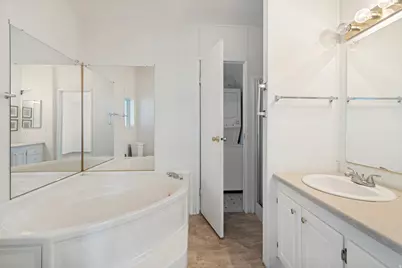 4622 S Monte Vista Dr W, Taylorsville, UT 84123 - Photo 9