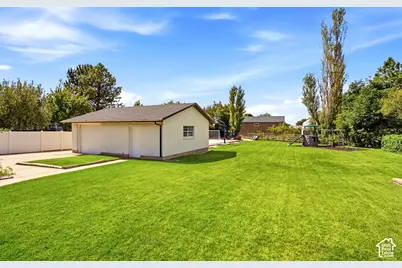 105 N Country Way, Fruit Heights, UT 84037 - Photo 27