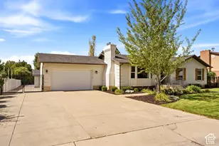 105 N Country Wy, Fruit Heights, UT 84037 - Photo 3