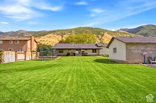 105 N Country Wy, Fruit Heights, UT 84037 - Photo 29