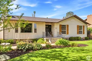 105 N Country Wy, Fruit Heights, UT 84037 - Photo 1