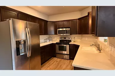 98 W Springview Dr, Saratoga Springs, UT 84045 - Photo 5