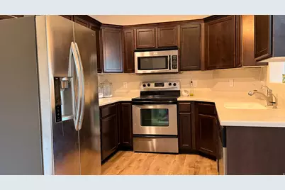 98 W Springview Dr, Saratoga Springs, UT 84045 - Photo 7