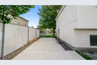 1695 N 1900 W, Lehi, UT 84043 - Photo 23