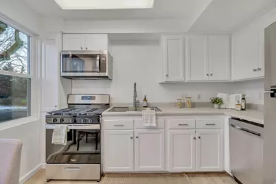 3878 S Grandview E, South Ogden, UT 84403 - Photo 3