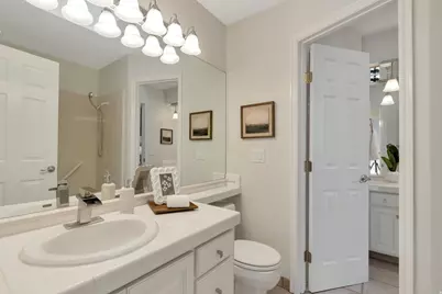 1516 E Spring Gate Dr S, Salt Lake City, UT 84117 - Photo 11