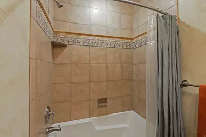 8778 S Falcon Heights Ln, Sandy, UT 84093 - Photo 43