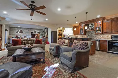 8778 S Falcon Heights Ln, Sandy, UT 84093 - Photo 47