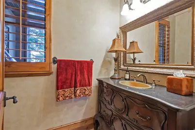 8778 S Falcon Heights Ln, Sandy, UT 84093 - Photo 45