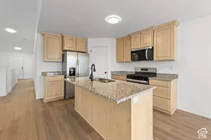 1061 W Alpine Ln, Grantsville, UT 84029 - Photo 9