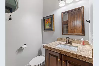 4460 S 2700 E, Holladay, UT 84124 - Photo 13