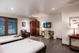 2880 Deer Valley Dr East E, Park City, UT 84060 - Photo 29