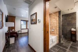 2880 Deer Valley Dr East E, Park City, UT 84060 - Photo 45