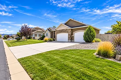 628 E Coach Ln, Grantsville, UT 84029 - Photo 25