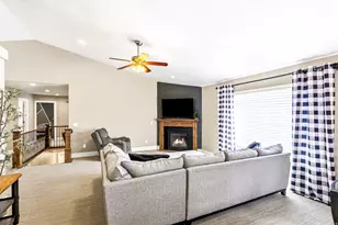 628 E Coach Ln, Grantsville, UT 84029 - Photo 5