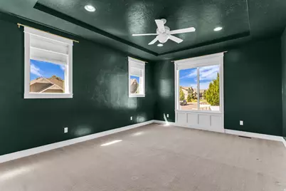 2063 E 1200 N, Layton, UT 84040 - Photo 13