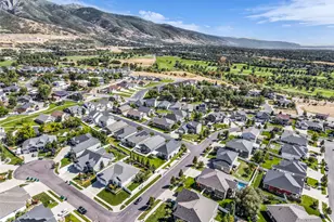 2063 E 1200 N, Layton, UT 84040 - Photo 43