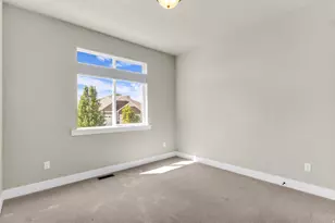 2063 E 1200 N, Layton, UT 84040 - Photo 21