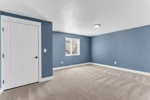 2063 E 1200 N, Layton, UT 84040 - Photo 25