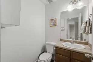 9290 N Horizon Dr, Eagle Mountain, UT 84005 - Photo 15
