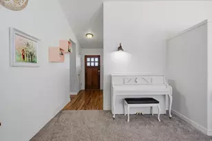 9290 N Horizon Dr, Eagle Mountain, UT 84005 - Photo 5