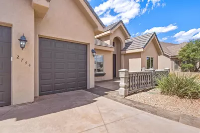 2744 S 3820 W, Hurricane, UT 84737 - Photo 3