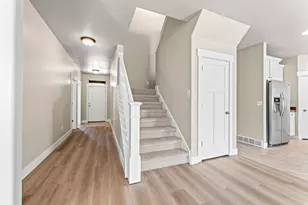 1587 W 430 N, Lindon, UT 84042 - Photo 13