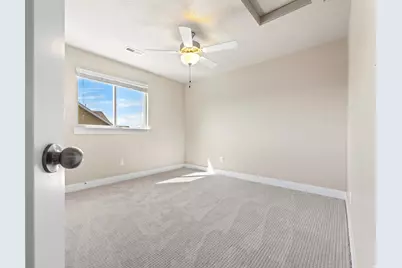 1587 W 430 N, Lindon, UT 84042 - Photo 17