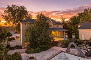 1724 E Ellerbeck Ln, Draper, UT 84020 - Photo 11
