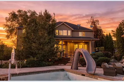 1724 E Ellerbeck Ln, Draper, UT 84020 - Photo 15