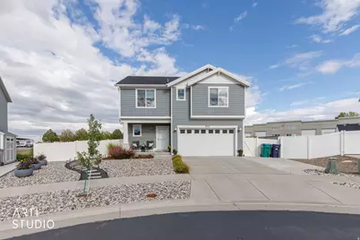 2717 N Nicholes Ave E, Layton, UT 84040 - Photo 1