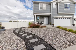 2717 N Nicholes Ave E, Layton, UT 84040 - Photo 5