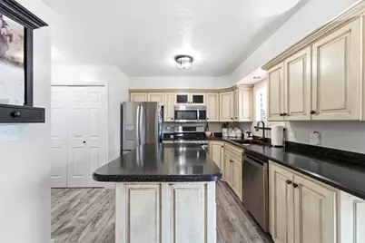 428 N 1180 E #4, Pleasant Grove, UT 84062 - Photo 17