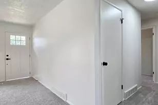 5363 S Ridgecrest Dr W, Taylorsville, UT 84129 - Photo 17