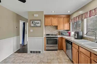 4328 S 225 E, Washington Terrace, UT 84405 - Photo 11