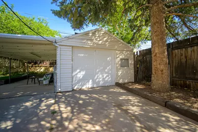 2209 S Broadmoor St, Salt Lake City, UT 84109 - Photo 27