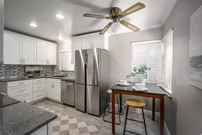 2209 S Broadmoor St, Salt Lake City, UT 84109 - Photo 9
