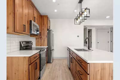 35 E 150 S #D301, Garden City, UT 84028 - Photo 11
