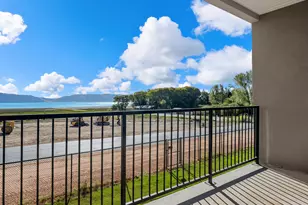 35 E 150 S, Garden City, UT 84028 - Photo 17