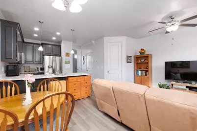 709 N 220 E, Salem, UT 84653 - Photo 13