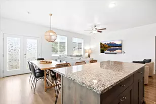 2233 S Beachcomber Ln, Garden City, UT 84028 - Photo 9
