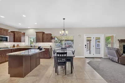 2237 W 7550 S, West Jordan, UT 84084 - Photo 5