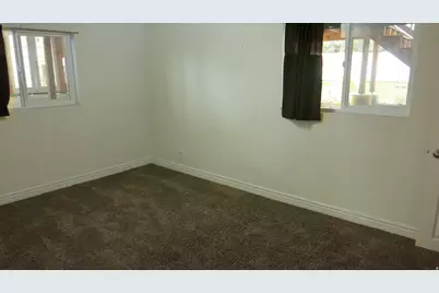 4597 W 2550 S, Taylor, UT 84401 - Photo 35