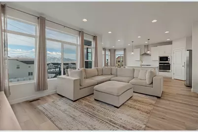 6637 S Skyloop Dr, West Jordan, UT 84081 - Photo 9