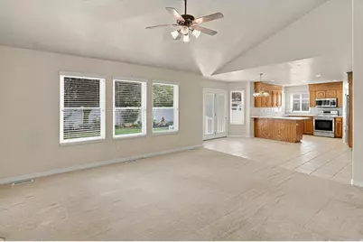 939 S Wind River Way W, Kaysville, UT 84037 - Photo 7