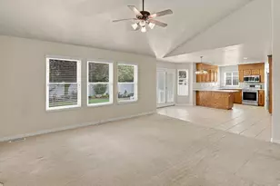 939 S Wind River Way W, Kaysville, UT 84037 - Photo 7