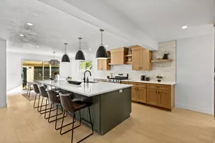 2147 E Westminster Ave S, Salt Lake City, UT 84108 - Photo 9