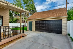 2147 E Westminster Ave S, Salt Lake City, UT 84108 - Photo 33