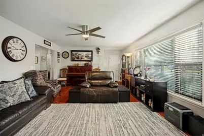 1360 S 100 E, Bountiful, UT 84010 - Photo 3